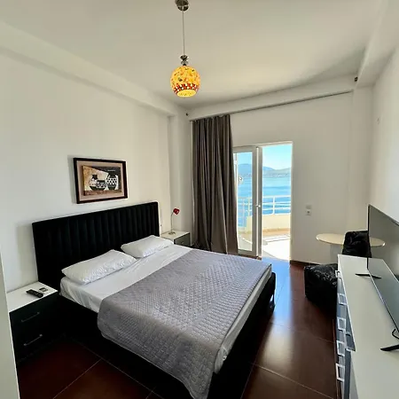 Apartment Blue Deluxe Sarande