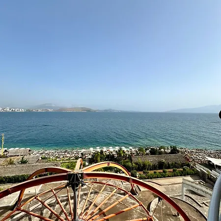Blue Deluxe Sarande