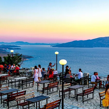 Apartment Blue Deluxe Sarande